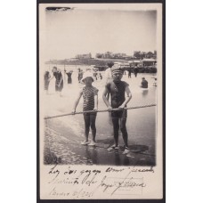 MAR DEL PLATA NIÑOS BAÑISTAS ANTIGUA FOTO TARJETA POSTAL